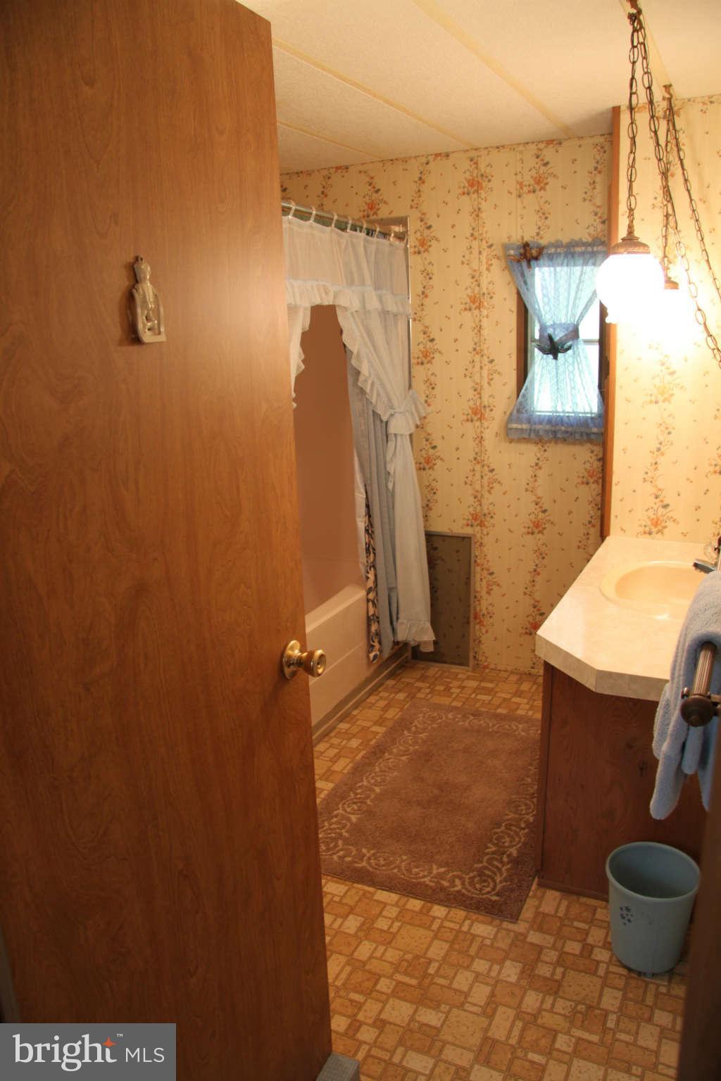 124 Pintail Road Chestertown, MD 21620 - Photo 13 of 20 Second Bath