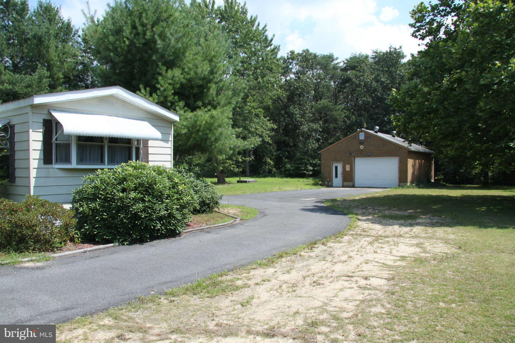 124 Pintail Road Chestertown, MD 21620 - Photo 7 of 20 Front looking up driveway