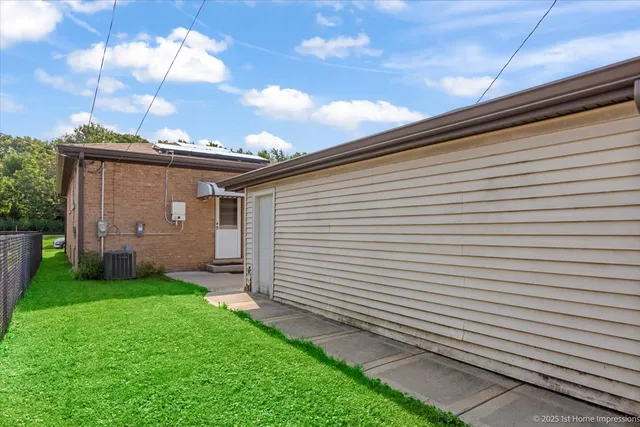 a view of a backyard with plants
