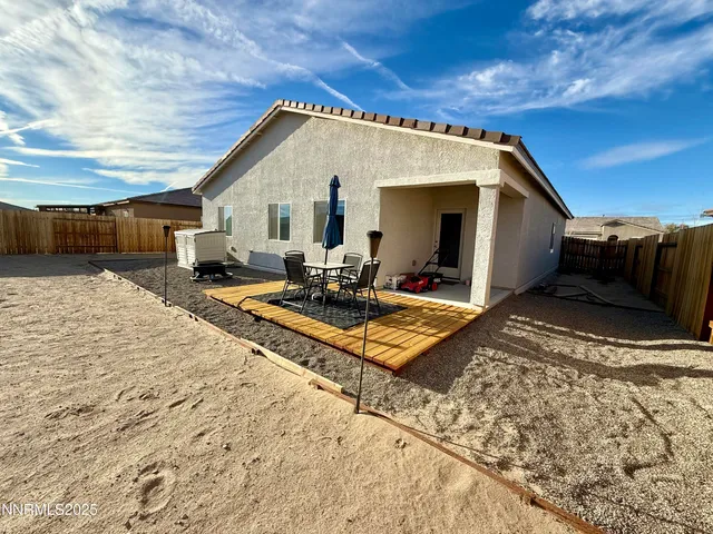 $2,490 | 1154 Alder Drive, Fallon, NV 89406