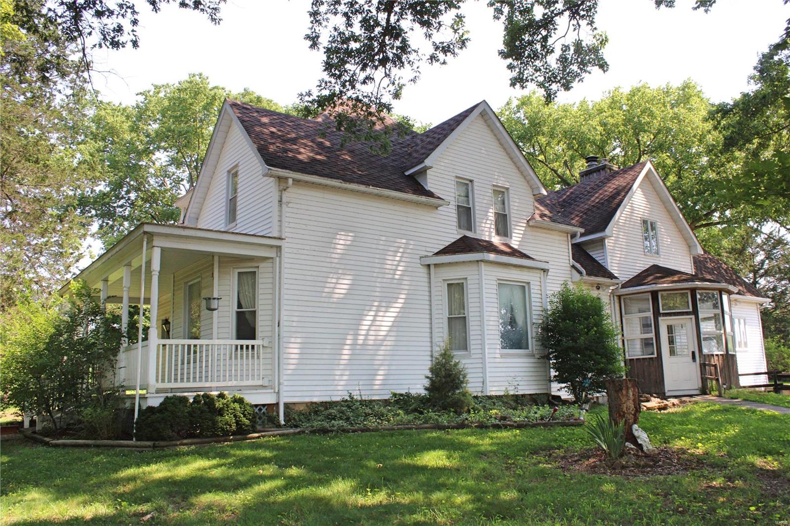 3985 State Rte 150 Chester, IL 62233 - Photo 4 of 99