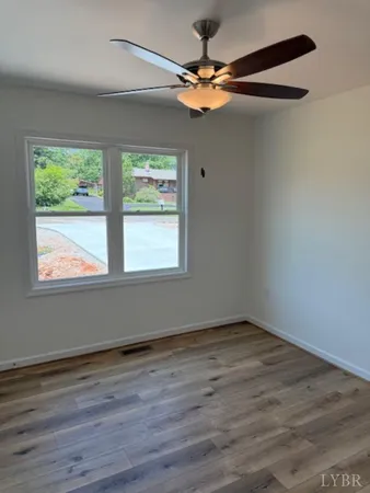$267,500 | 166 Plant Drive, Appomattox, VA 24522