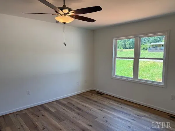 $267,500 | 166 Plant Drive, Appomattox, VA 24522