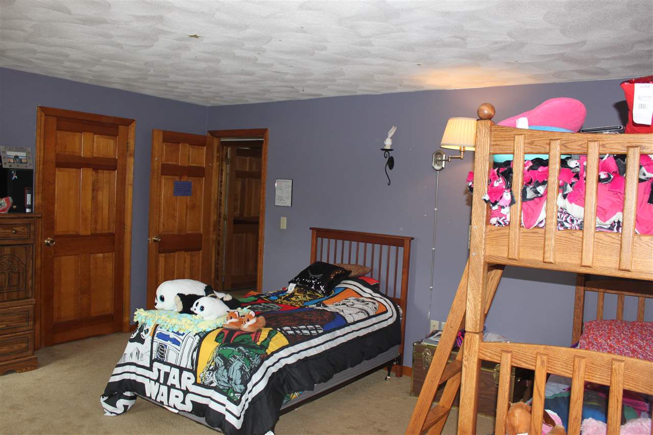 14 Phillip Road, Unit R Derry, NH 03038 - Photo 16 of 25