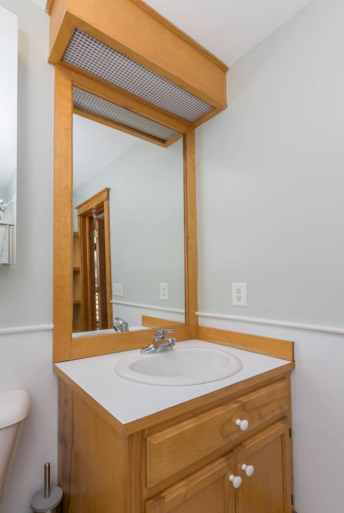 40 Cottage Park Road Portland, ME 04103 - Photo 26 of 49 40 Cottage Park Rd Portland ME-large-025