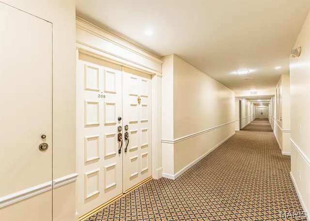 $265,000 | 590 Sarah Lane, Unit 208, Creve Coeur, MO 63141
