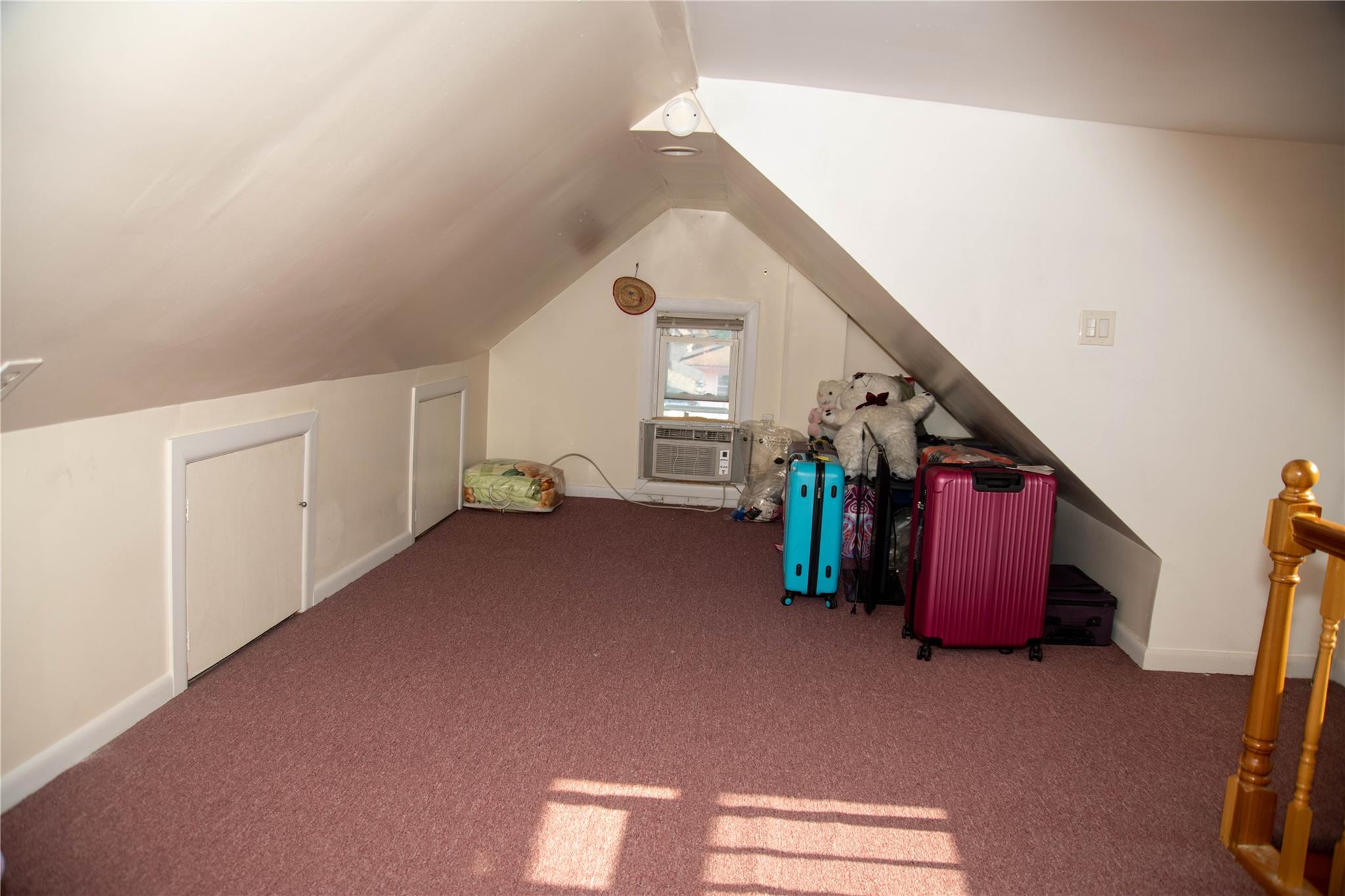 135-40 Alwick Road Queens, NY 11420 - Photo 30 of 38 a view of a livingroom with an empty space