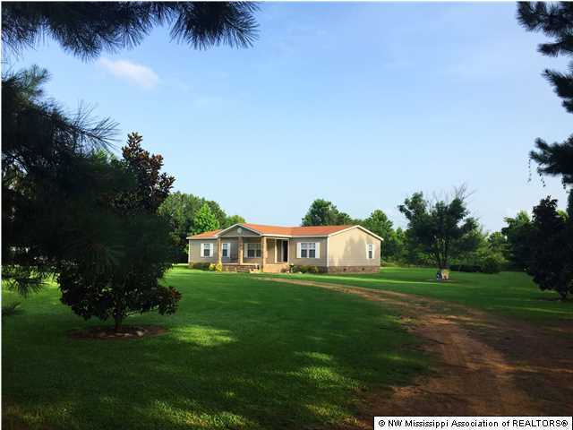 3008 Waldrup Road Batesville, MS 38606 - Photo 1 of 28 Primary Photo