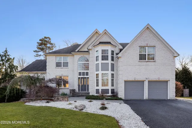 $1,100,000 | 14 Emily Road, Manalapan, NJ 07726
