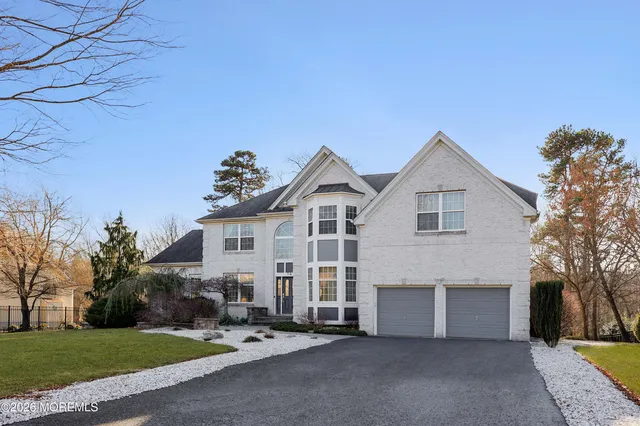 $1,100,000 | 14 Emily Road, Manalapan, NJ 07726
