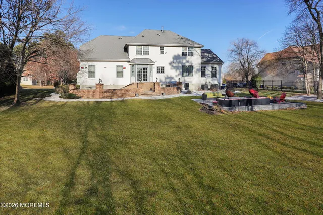 $1,100,000 | 14 Emily Road, Manalapan, NJ 07726
