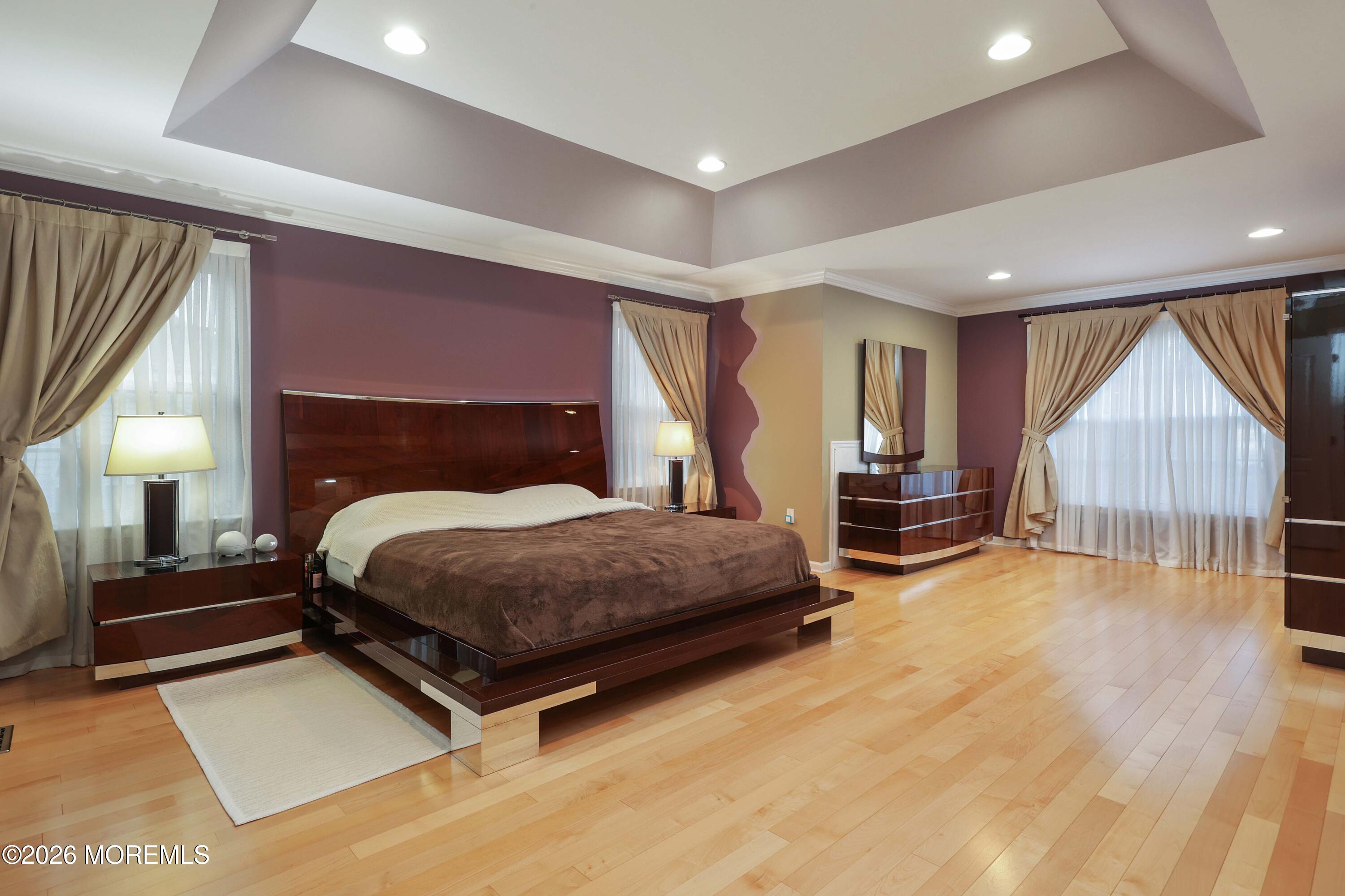 14 Emily Road Manalapan, NJ 07726 - Photo 40 of 44 Primary Suite