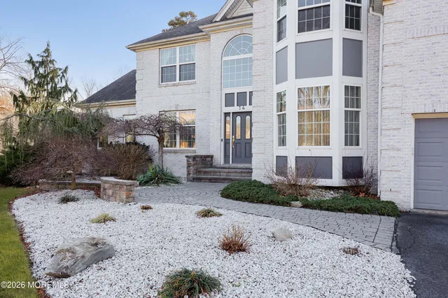 $1,100,000 | 14 Emily Road, Manalapan, NJ 07726