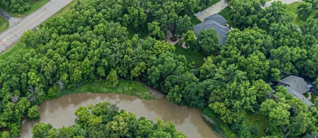 $994,900 | 106 50th Avenue East, West Fargo, ND 58078