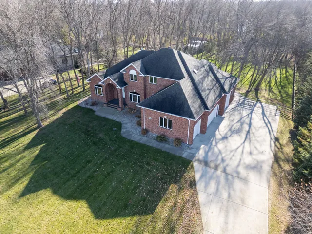 $994,900 | 106 50th Avenue East, West Fargo, ND 58078