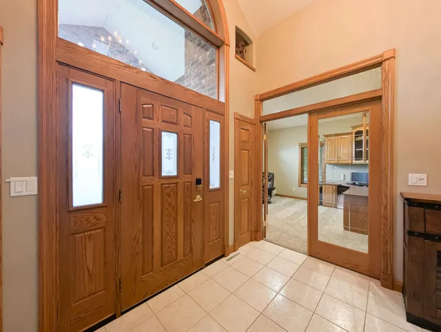 $999,900 | 106 50th Avenue East, West Fargo, ND 58078