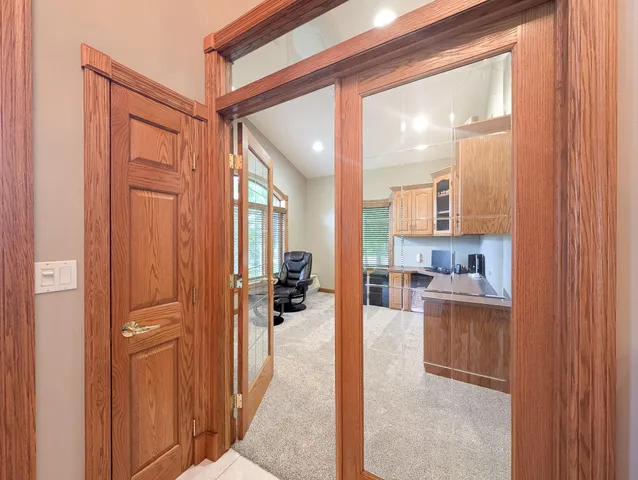 $994,900 | 106 50th Avenue East, West Fargo, ND 58078