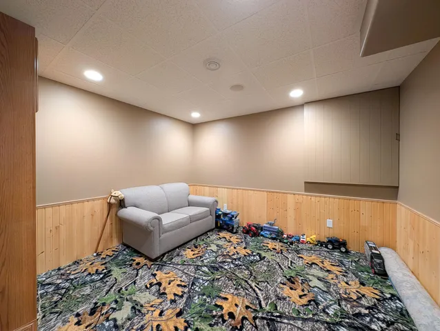 $994,900 | 106 50th Avenue East, West Fargo, ND 58078