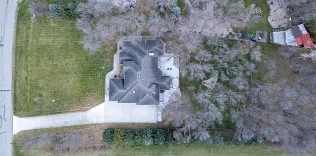 $999,900 | 106 50th Avenue East, West Fargo, ND 58078