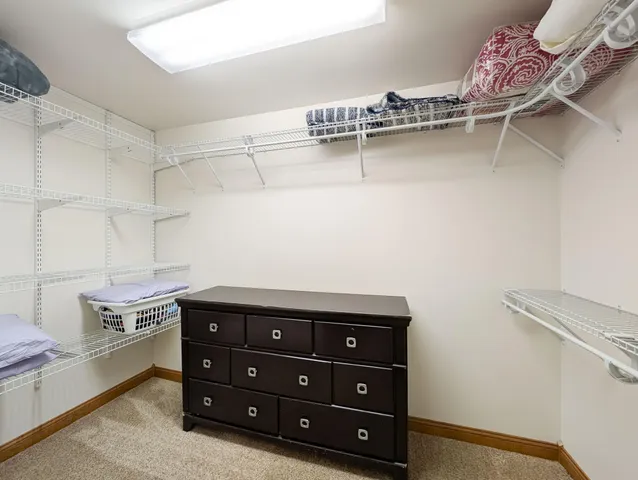 $999,900 | 106 50th Avenue East, West Fargo, ND 58078