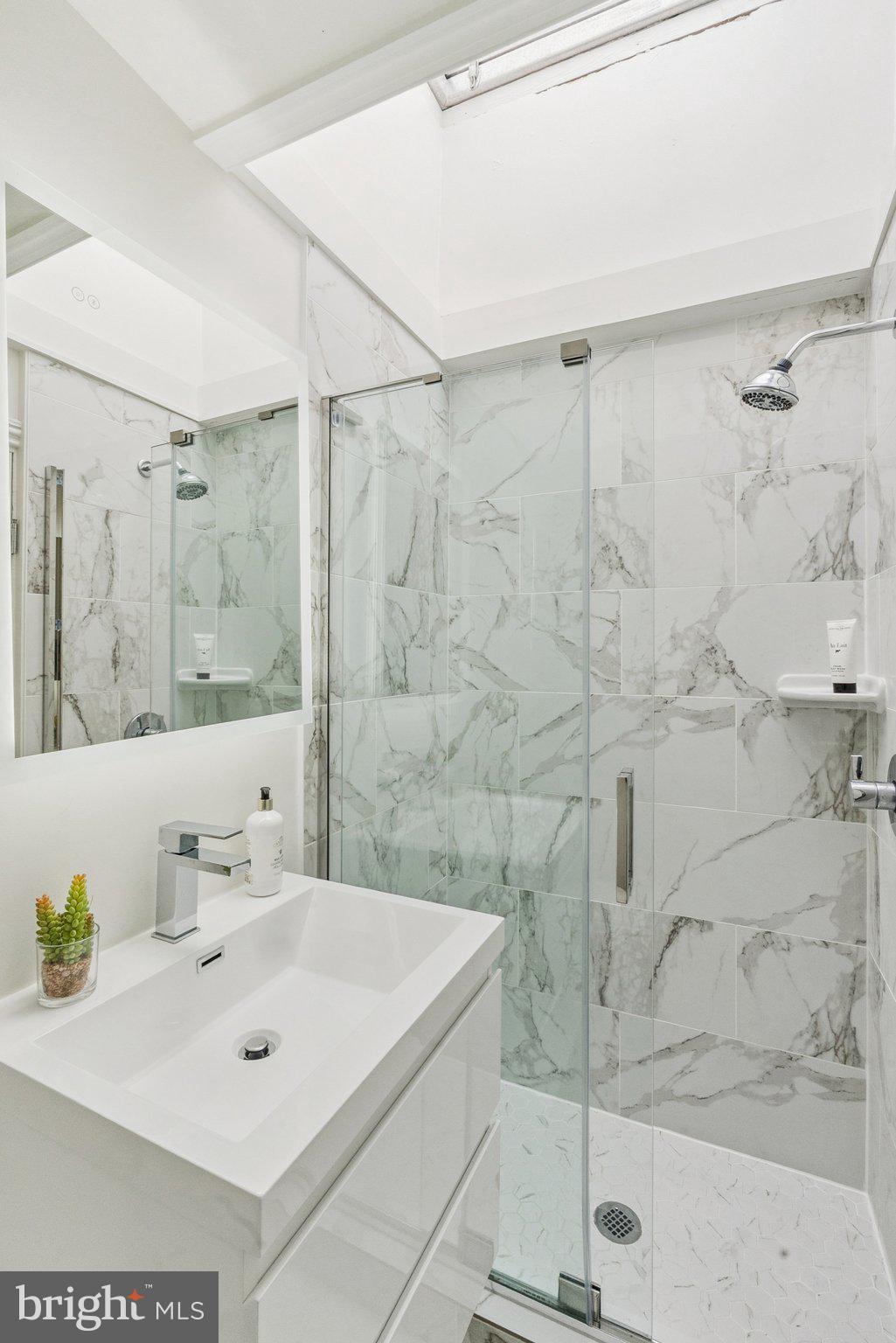 1239 30th Street Northwest Washington, DC 20007 - Photo 20 of 25