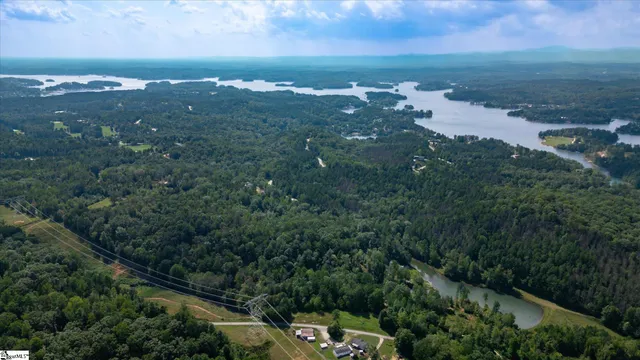 $1,200,000 | 3 Lakeside Drive, Six Mile, SC 29682