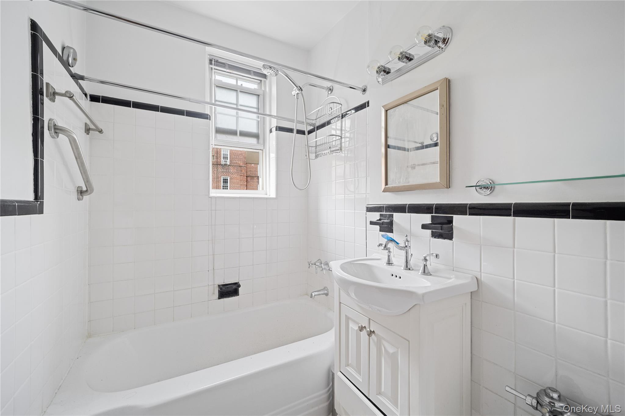 776 Bronx River Road, Unit B41 Bronxville, NY 10708 - Photo 14 of 18 Gallery Image 14