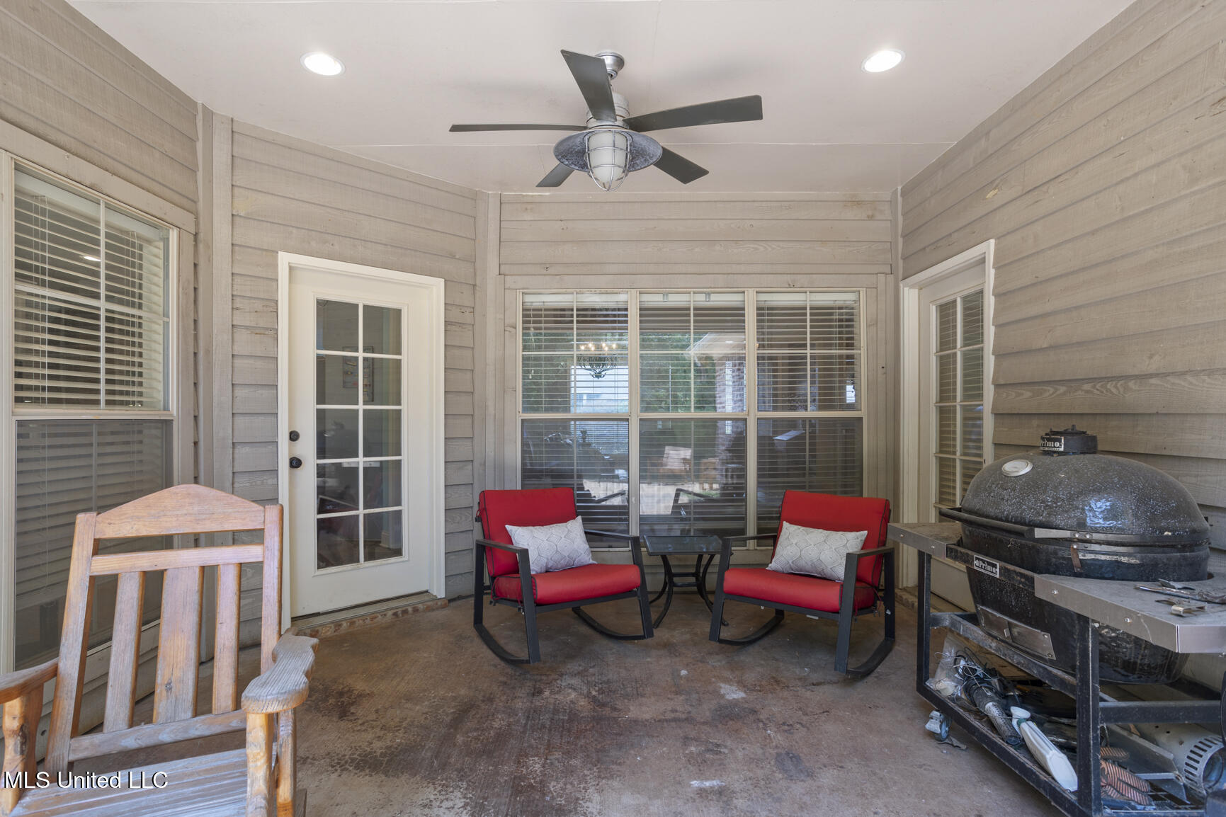 535 Florence Drive Madison, MS 39110 - Photo 35 of 38 535 Florence-35