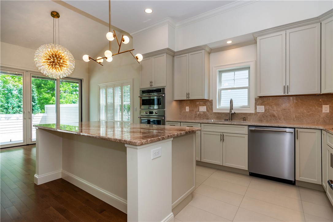 15 Hampton Road, Unit 20 Coventry, RI 02816 - Photo 22 of 50