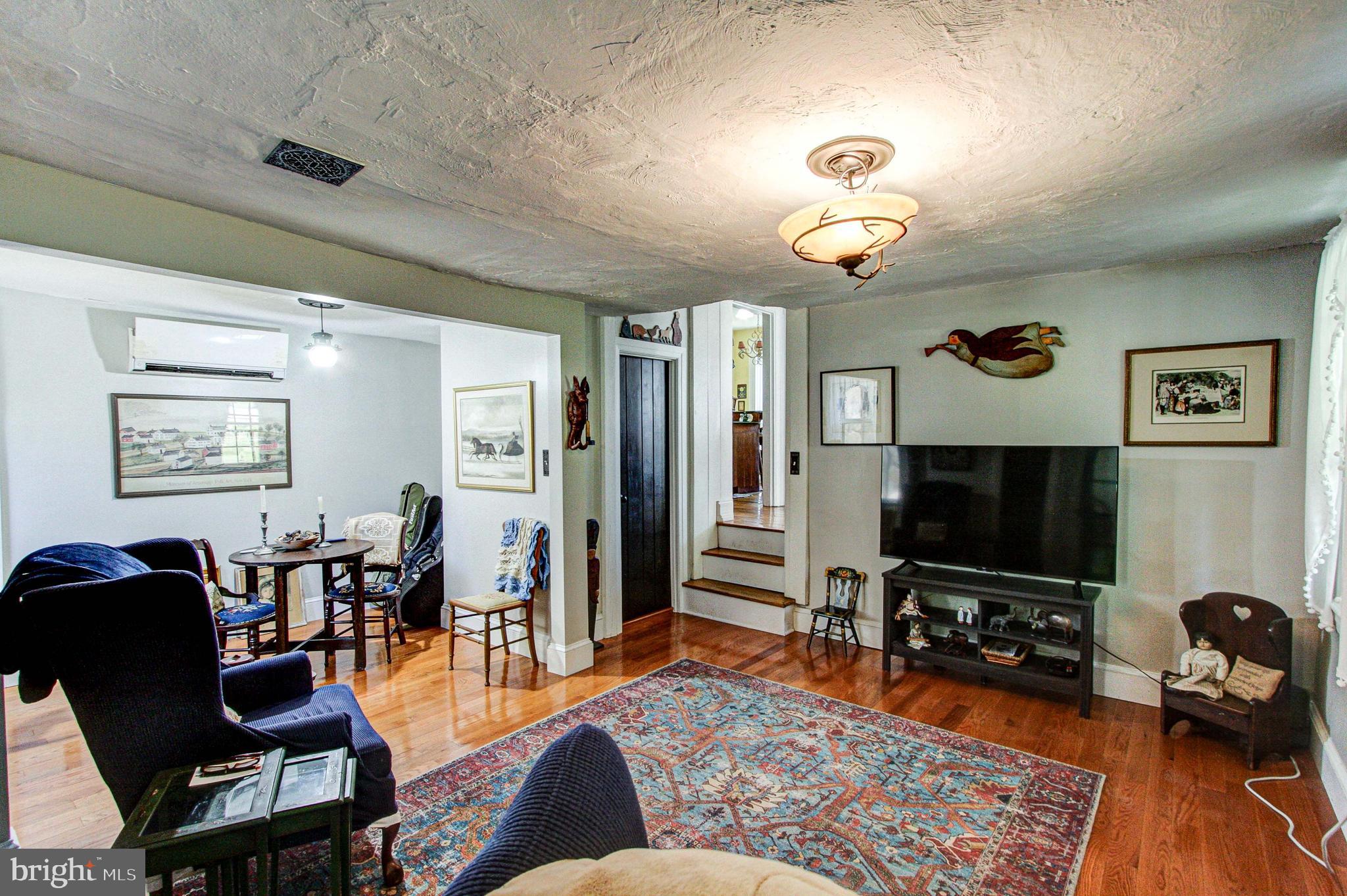 9754 Easton Road Kintnersville, PA 18930 - Photo 9 of 59