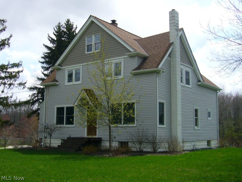 8891 Cedar Road Chesterland, OH 44026 - Photo 1 of 25 Gallery Image 1