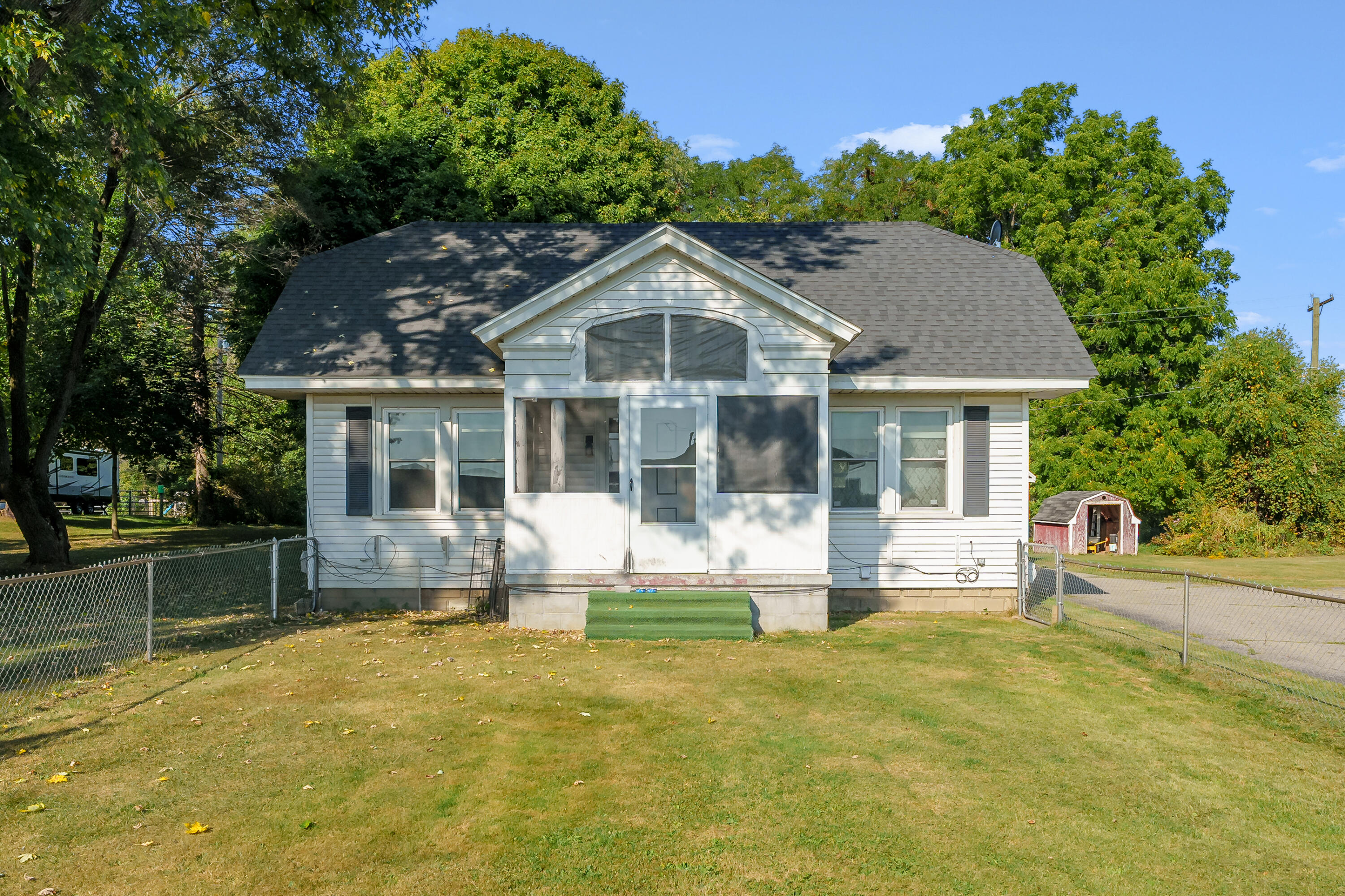 736 South Grove Street Delton, MI 49046 - Photo 24 of 30 Grove St S 736 Delton 49046-25