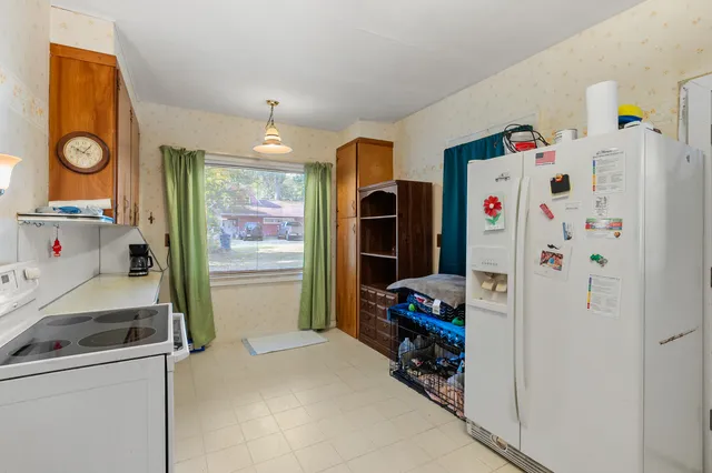 $249,999 | 736 South Grove Street, Delton, MI 49046