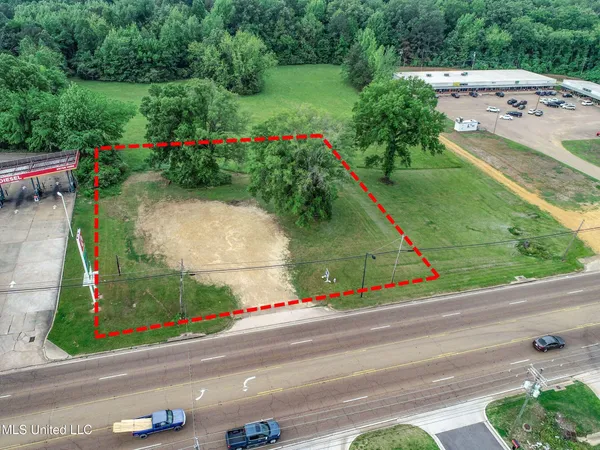 $625,000 | 624 278th, Batesville, MS 38606