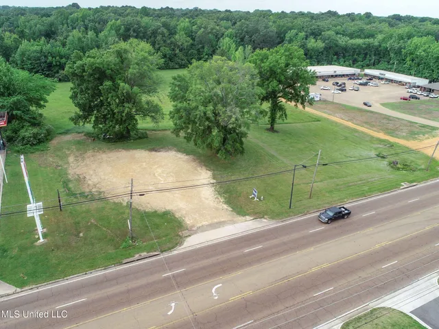 $750,000 | 624 278th, Batesville, MS 38606