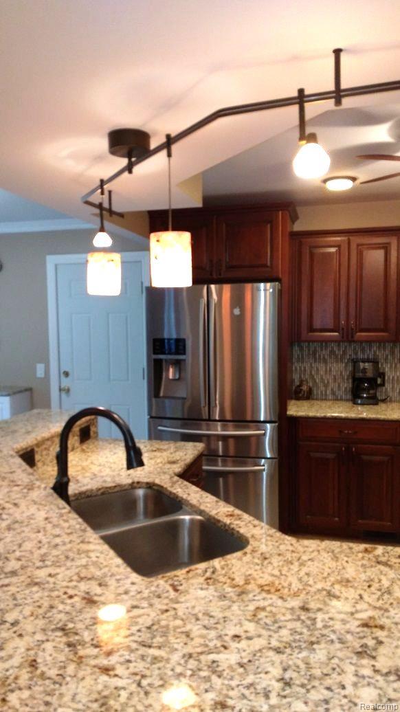 1815 Alsdorf Avenue Rochester, MI 48309 - Photo 22 of 99 Gallery Image 22