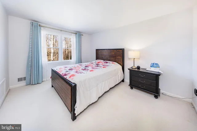 $6,500 | 980 Old Holly Drive, Great Falls, VA 22066