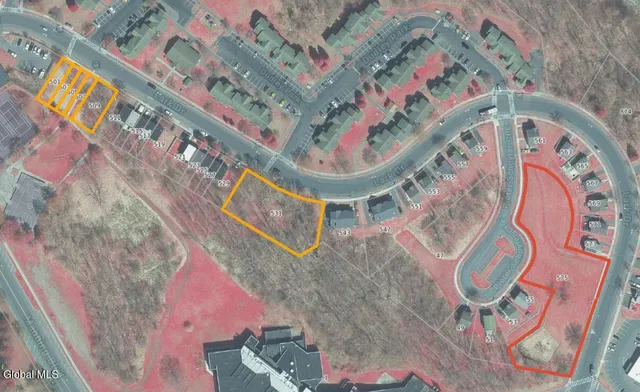 $260,000 | 575 Lark Drive, Albany, NY 12210