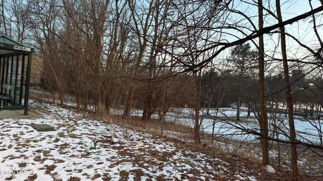 $260,000 | 575 Lark Drive, Albany, NY 12210