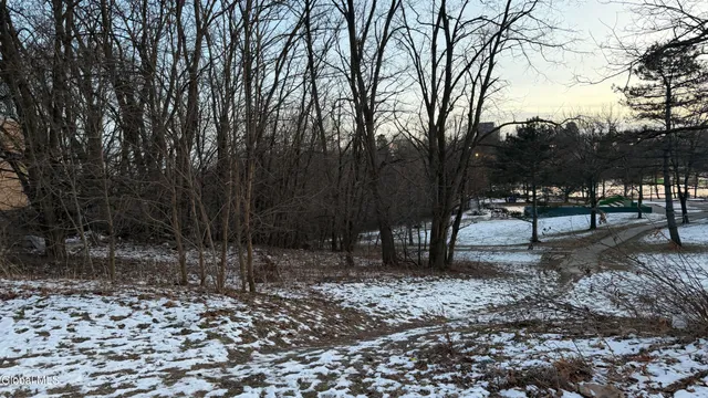 $260,000 | 575 Lark Drive, Albany, NY 12210