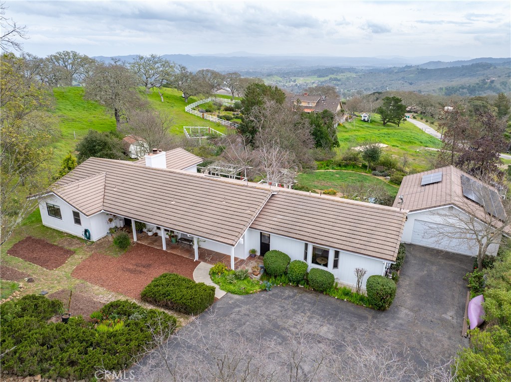 10665 San Marcos Road Atascadero, CA 93422 - Photo 29 of 63