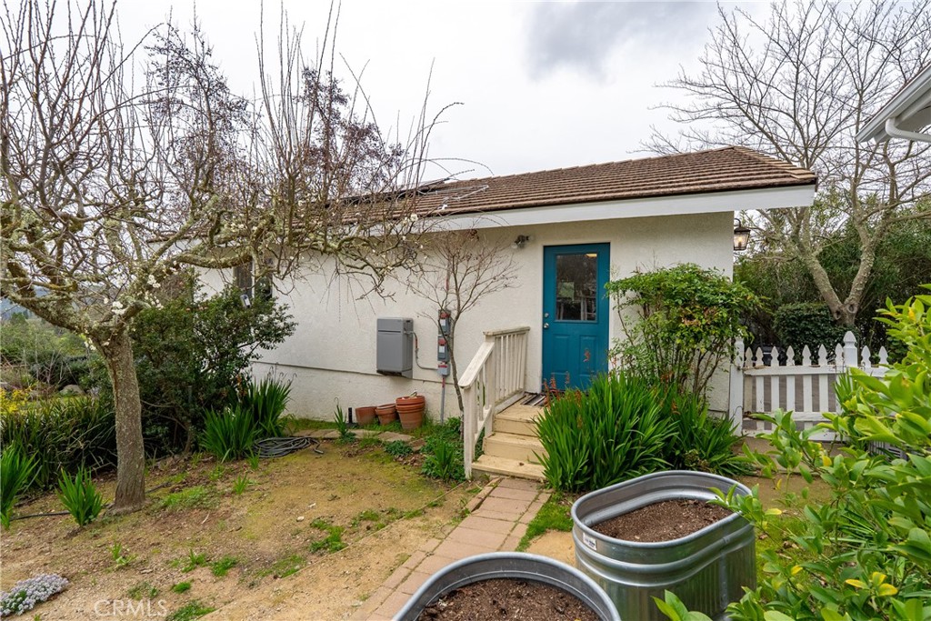 10665 San Marcos Road Atascadero, CA 93422 - Photo 36 of 63 Entrance to garage