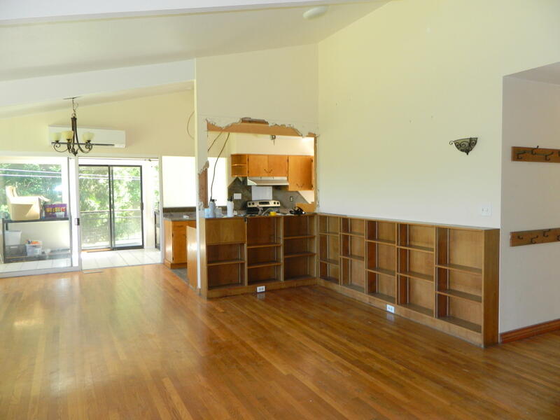 12320 Water Gap Road Williams, OR 97544 - Photo 10 of 53 Dining Room in Great Room
