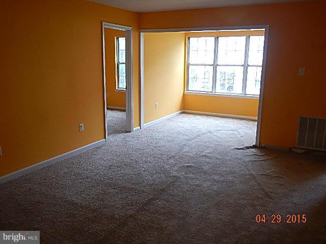 14 Normandy Square Court, Unit D Silver Spring, MD 20906 - Photo 4 of 7 Living Room