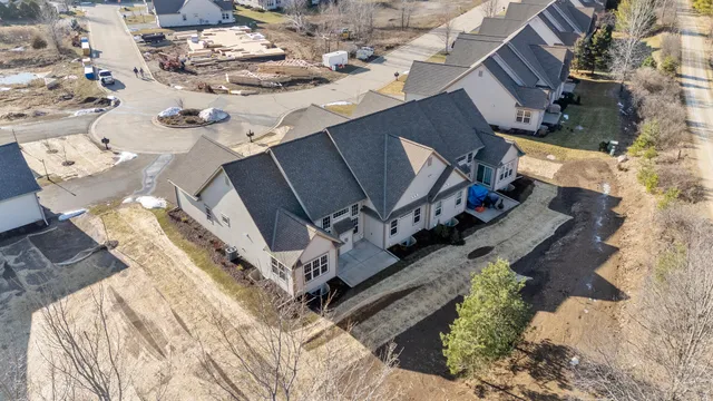 $599,900 | 1793 Cedar Ridge Drive, Unit 2151, Slinger, WI 53086