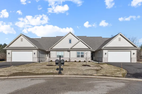 $599,900 | 1793 Cedar Ridge Drive, Unit 2151, Slinger, WI 53086