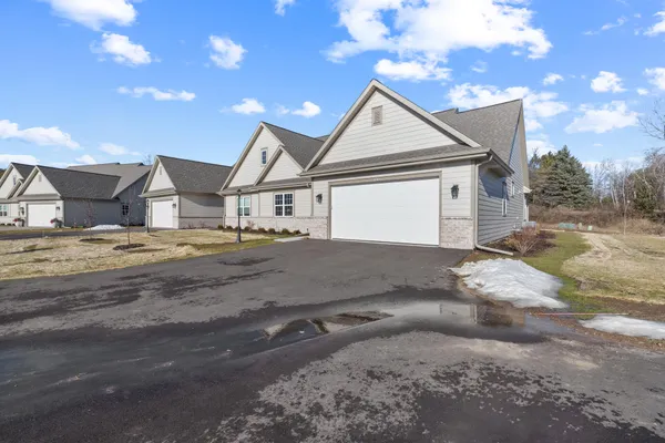 $599,900 | 1793 Cedar Ridge Drive, Unit 2151, Slinger, WI 53086