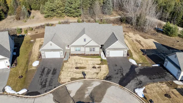 $599,900 | 1793 Cedar Ridge Drive, Unit 2151, Slinger, WI 53086
