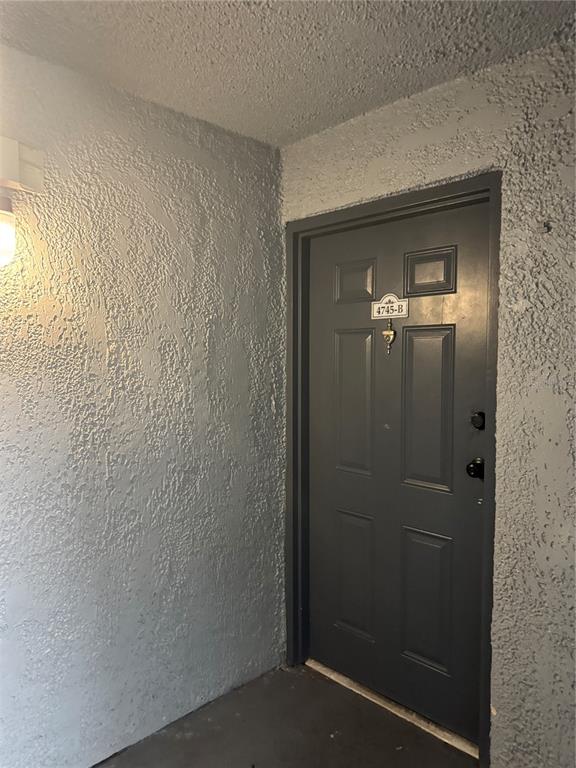 4745 South Texas Avenue, Unit 4745B Orlando, FL 32839 - Photo 2 of 27