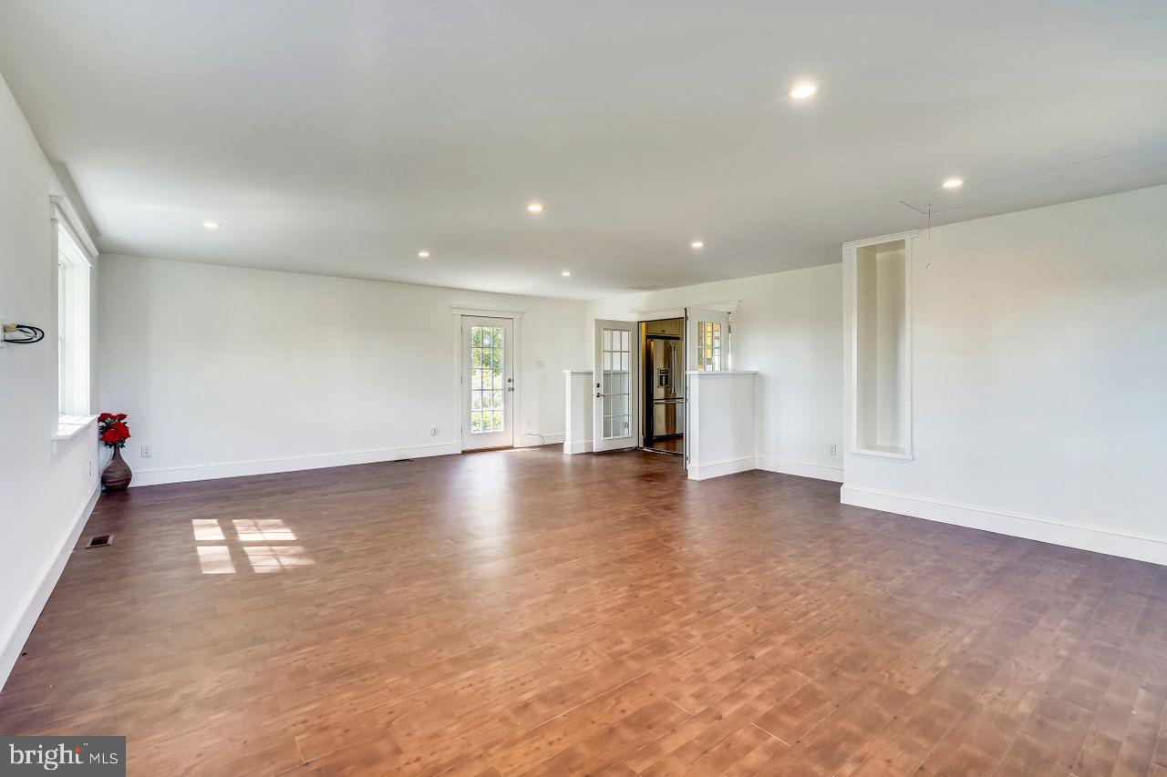4330 Linthicum Road Dayton, MD 21036 - Photo 10 of 36 Open and airy with recessed lighting